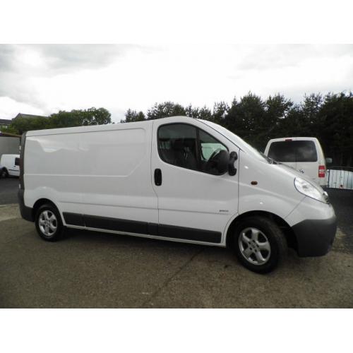 Vauxhall Vivaro 2.0 CDTi (Euro 4) 2900 LWB Panel DU11 RMZ
