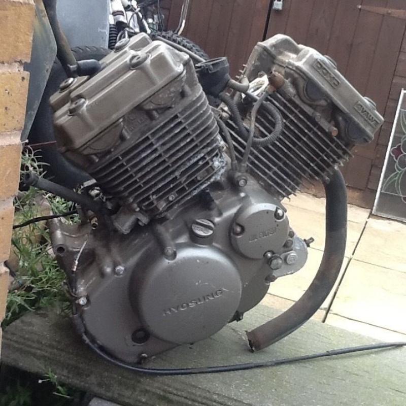 Hyosung gt125r engine