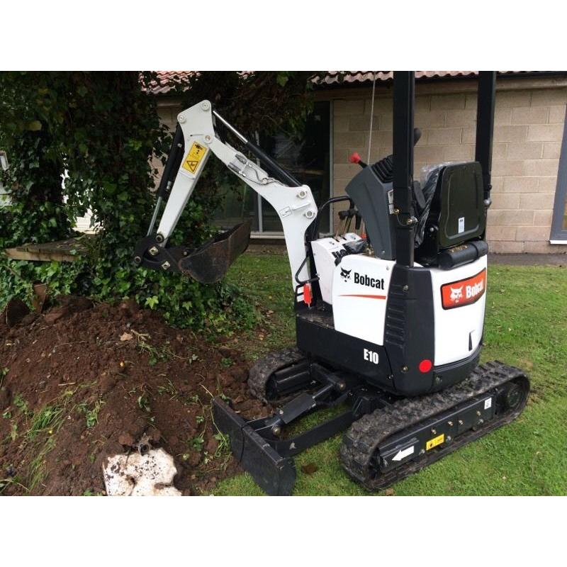 Mini digger hire Bristol dumper hire