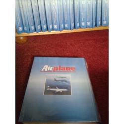 Set of 18 Air plane magazines in original hard folders