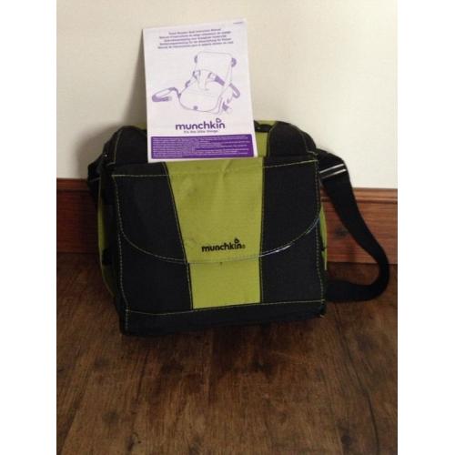 Munchkin Travel Booster