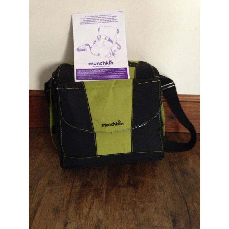 Munchkin Travel Booster