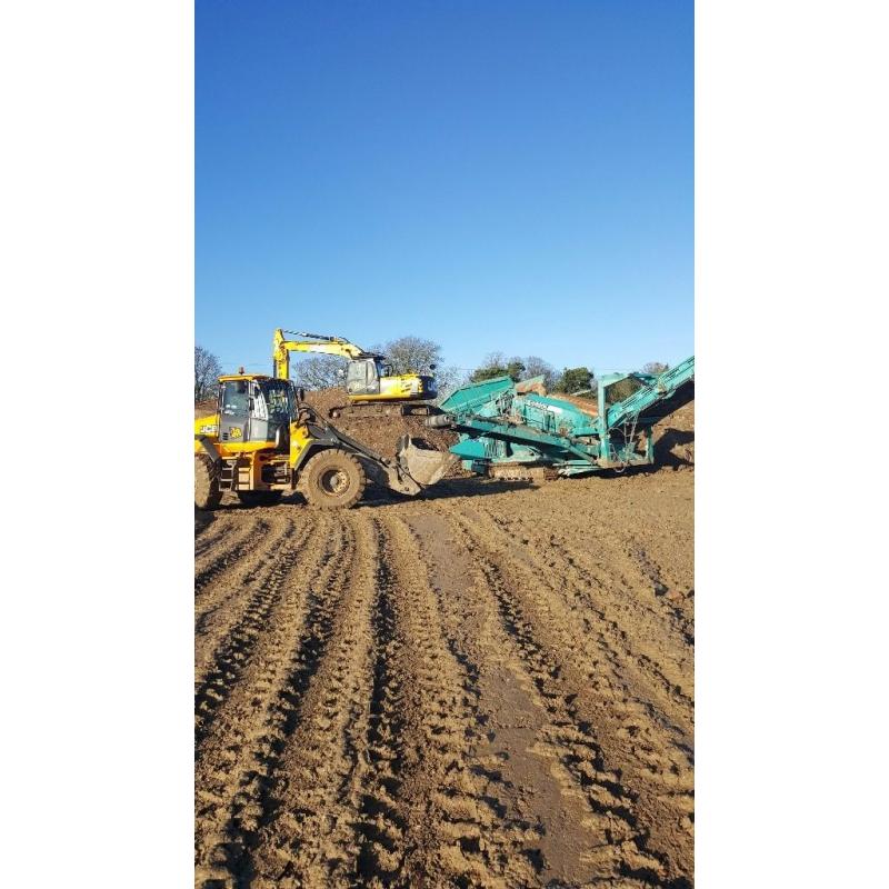WORK WANTED 360 excavator operator