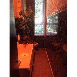 ALL INCLUSIVE ROOM TO LET