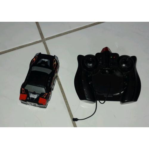Radio controlled car goes on walls and ceiling. Toy car