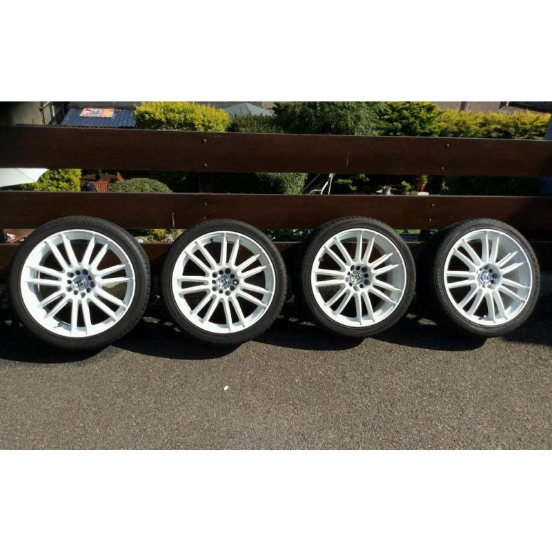 18" inovit white alloys multi fit(subaru/honda etc)