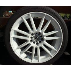 18" inovit white alloys multi fit(subaru/honda etc)
