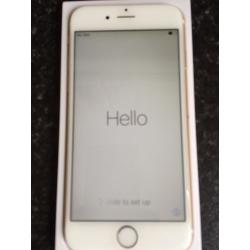 Apple iPhone 6 gold and white 16gb on O2 in mint condition