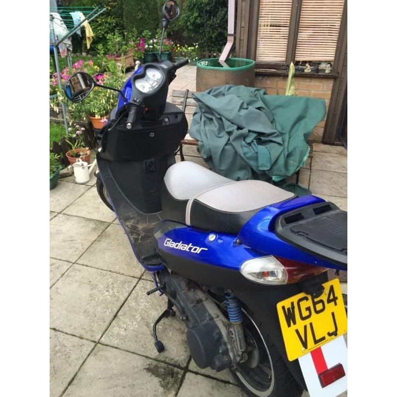 Lexmoto Gladiator 125cc Scooter