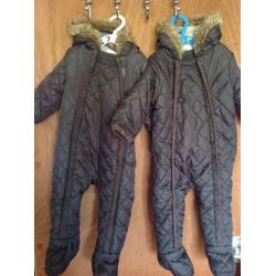 Snow suits fro twin boys, 6-9 months