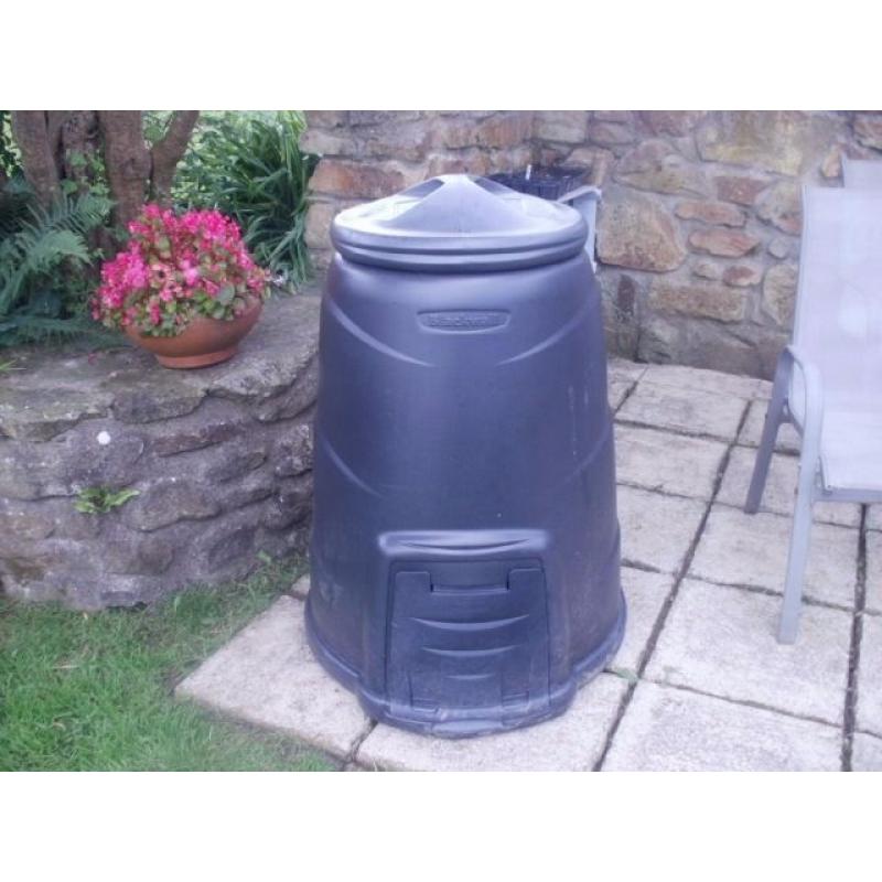 COMPOST BIN