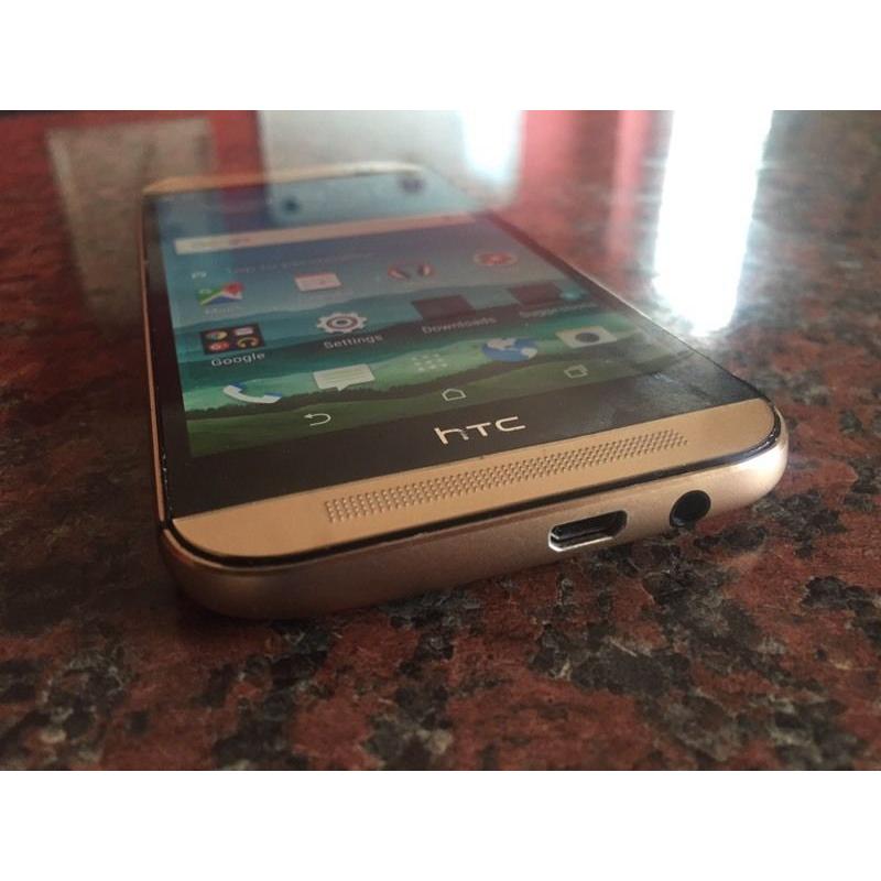 HTC ONE M8 gold unlocked! Excellent condition!