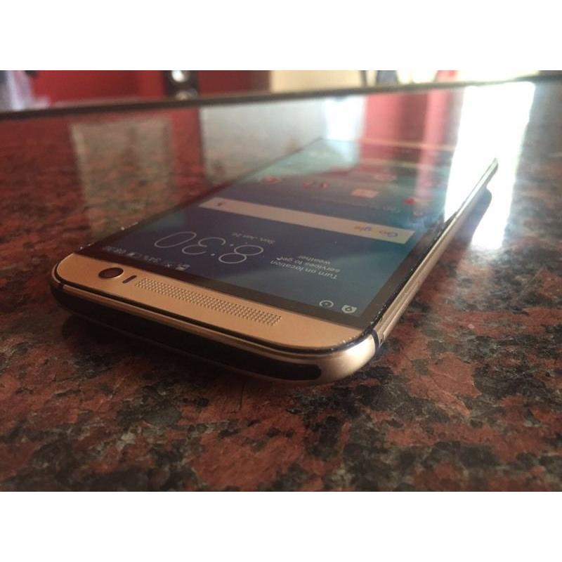 HTC ONE M8 gold unlocked! Excellent condition!