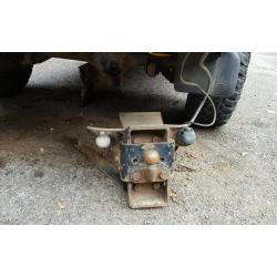 Discovery 2 adjustable towbar with electrics