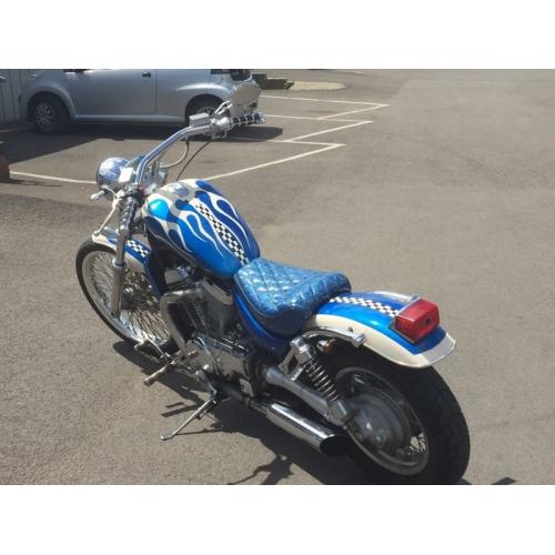 800 custom intruder