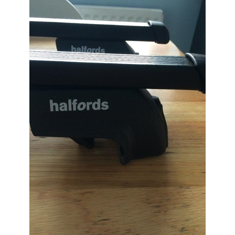 Halfords Roof Bars System E