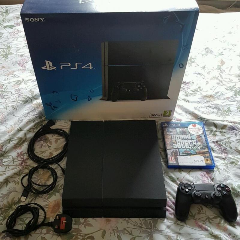 PS4 with GTA