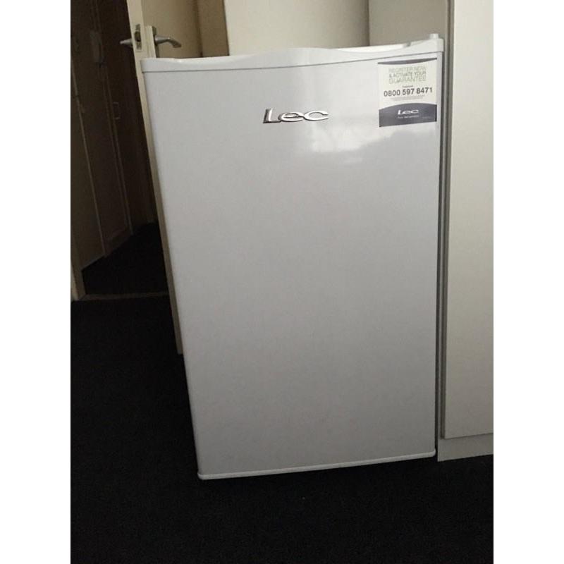 Under counter fridge