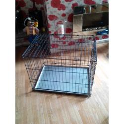 like new meduim sized dog cage