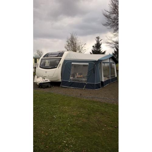 Size 15 awning