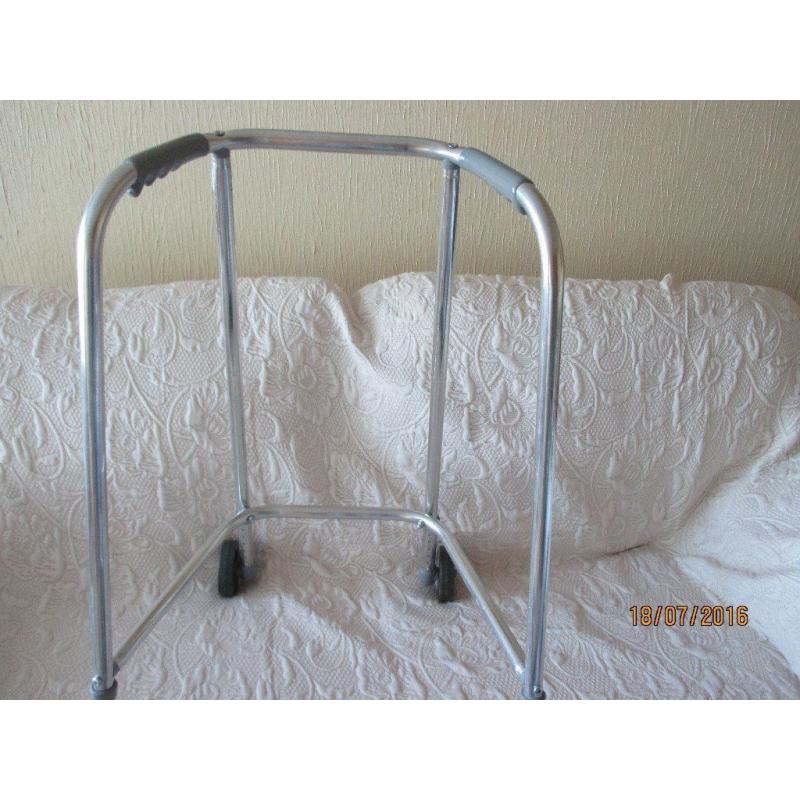 Disable Narrow Zimmer Frame With 2 Wheels