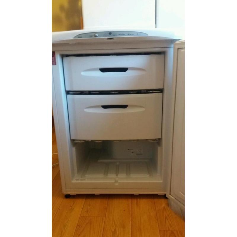 Hotpoint under counter future freezer