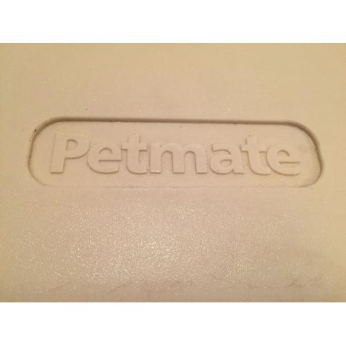 Kennel Pet Carrier - Petmate XL (3ft x 2ft)
