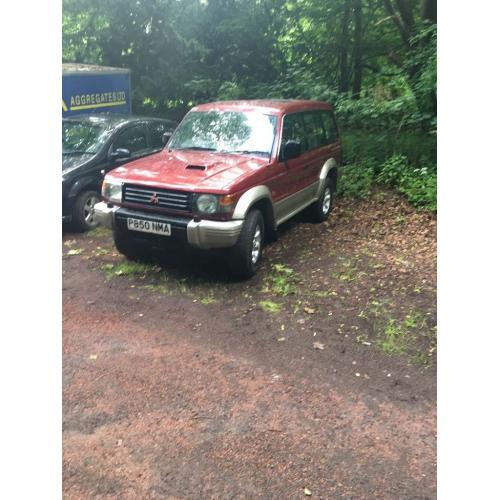 Mitsibushi shogun 2800 lwb 7 seats 10 months mot