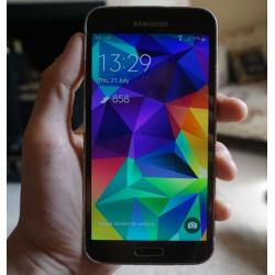 Samsung Galaxy S5 Unlocked Smartphone