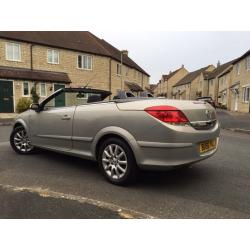 Vauxhall Astra Twin Top convertible