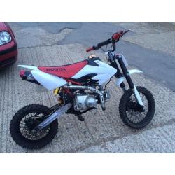 Stomp 125 pitbike