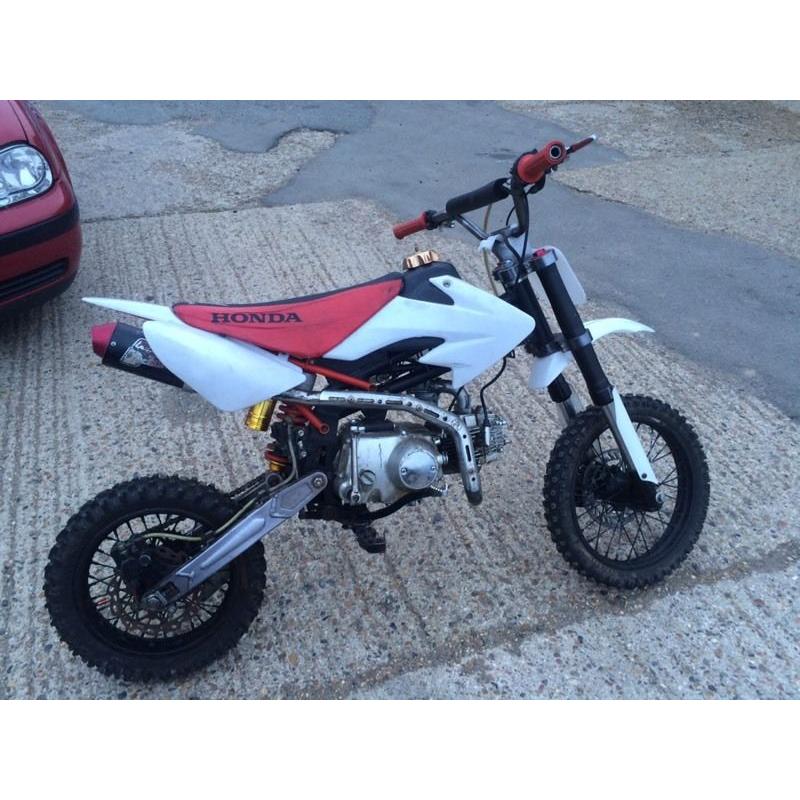 Stomp 125 pitbike