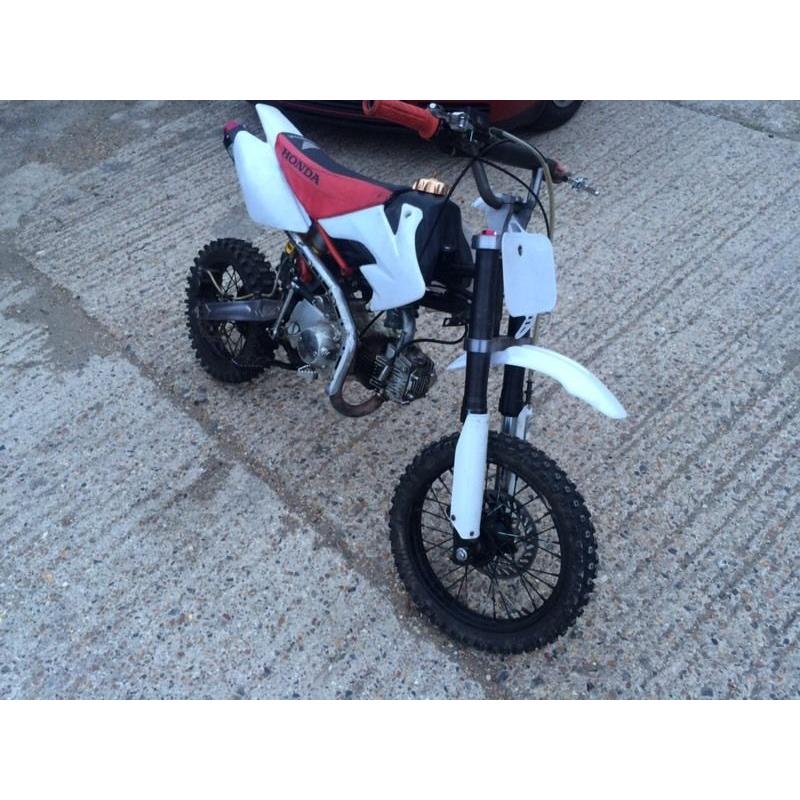 Stomp 125 pitbike