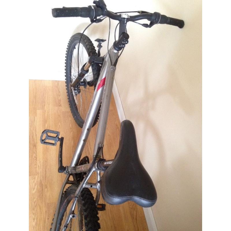 Apollo bike with 21 shimano gear