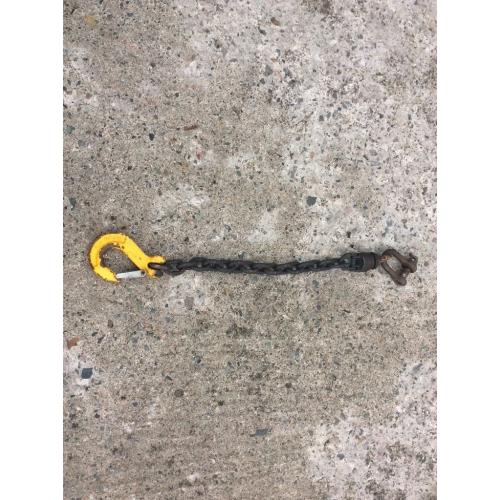 LIfting chain with swivel end and shackle