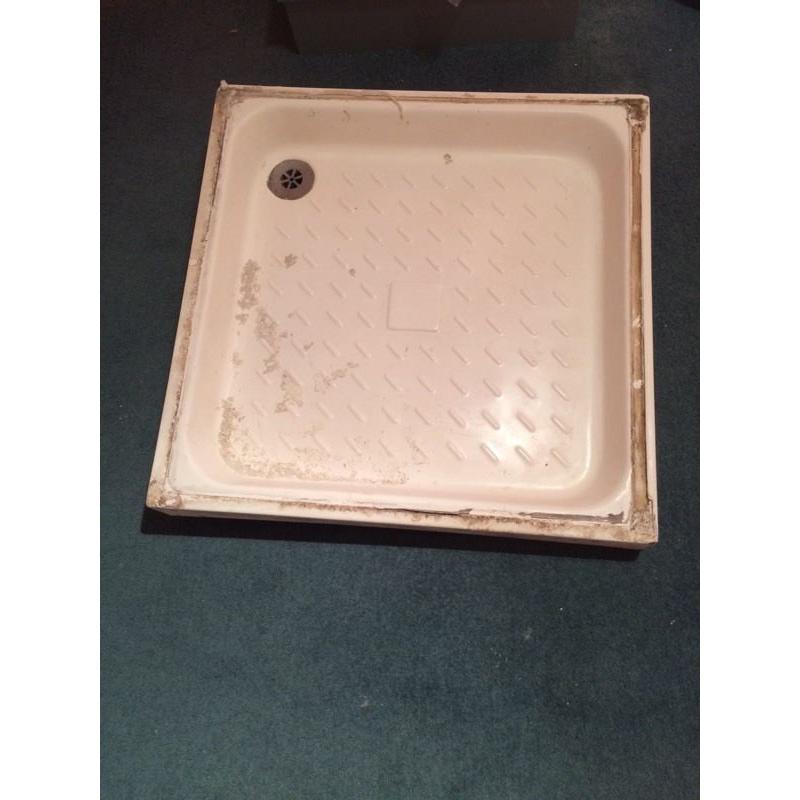 Shower tray and shower doors