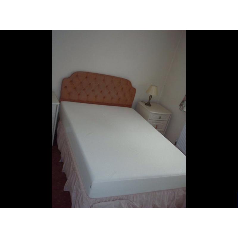 TEMPUR Original 21 - Double Mattress - 18m old - Immaculate *Can Deliver*