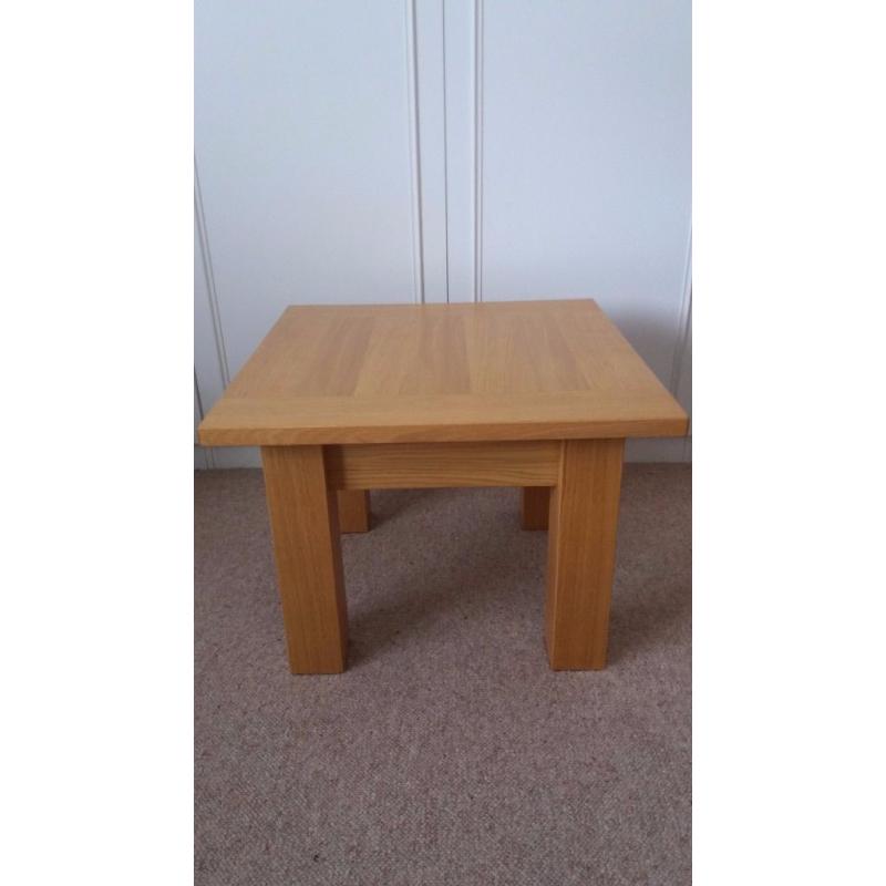 Lamp table