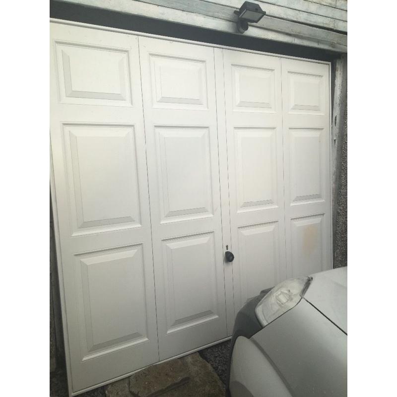 200x224 garage door free possibleMissing parts