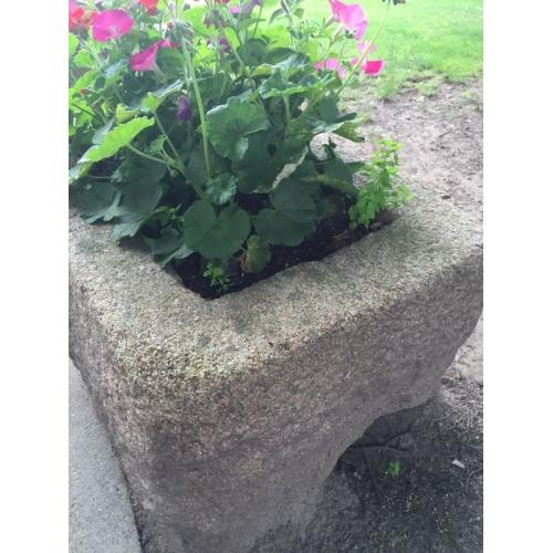 Granite pot large