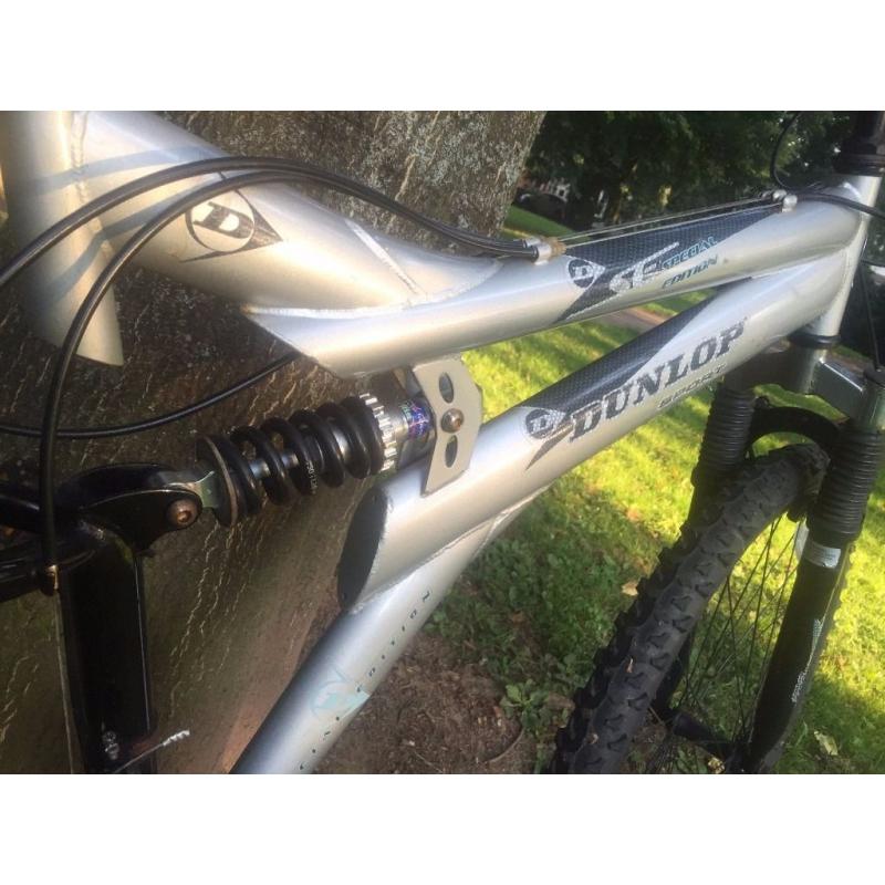 Great Condition Dunlop Moutain Bike - Active suspension system