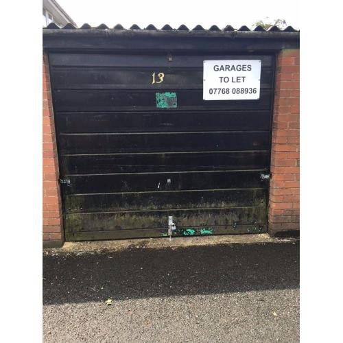 LOCK UP GARAGE TO LET IN STAFFORDSHIRE