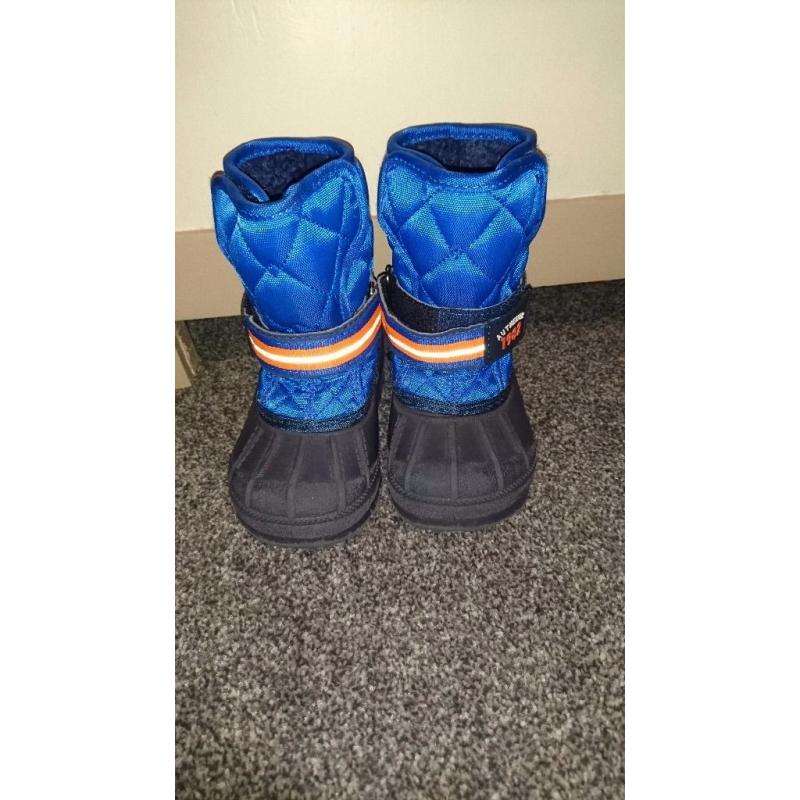 Next. childs size 5 snowboots