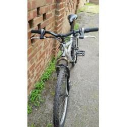 TRAX outrage mountain bike for quick sale