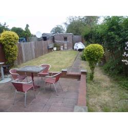 Single Room in a large House with Garden