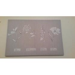Canvas floral wall art