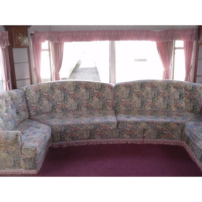 Atlas Redwood Super FREE DELIVERY 35x12 2 bedrooms 2 bathrooms large choice of static caravans