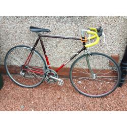 Dawes Jaguar road bike, very good condition, working well, 531 reynolds framed.