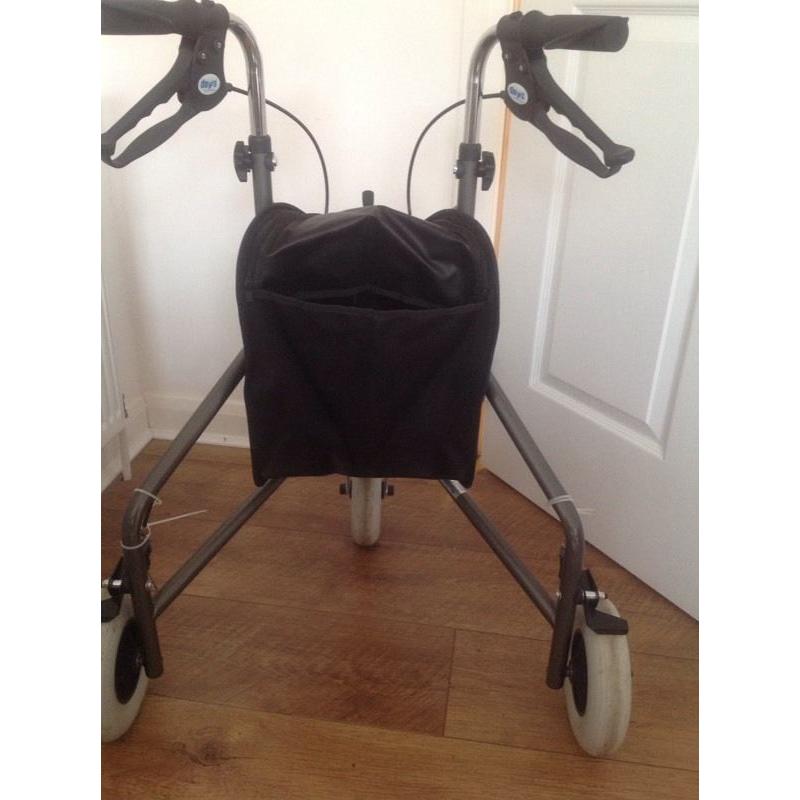 Height-adjustable, Folding wheeled Tri-walker / zimmer with shopping bag