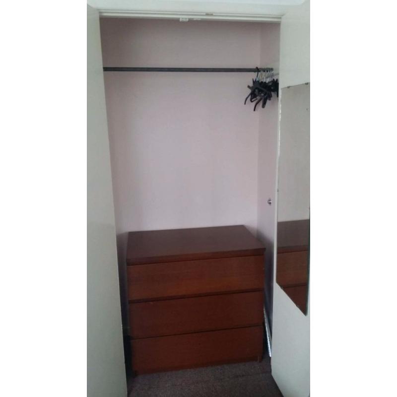 Double bedroom to let in Stapleton Village